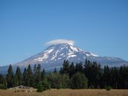 アダムス山
