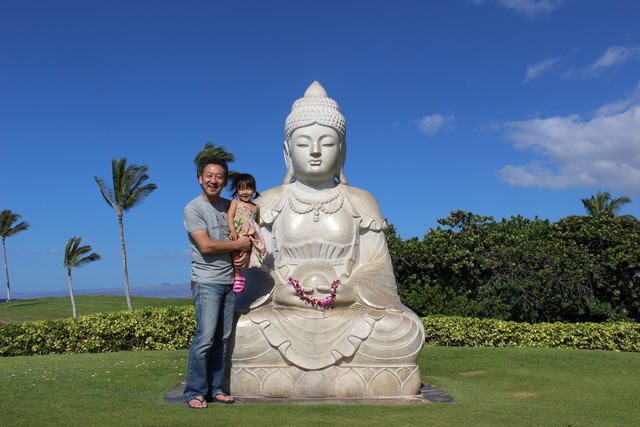 ハワイ島で孫と一緒に撮影